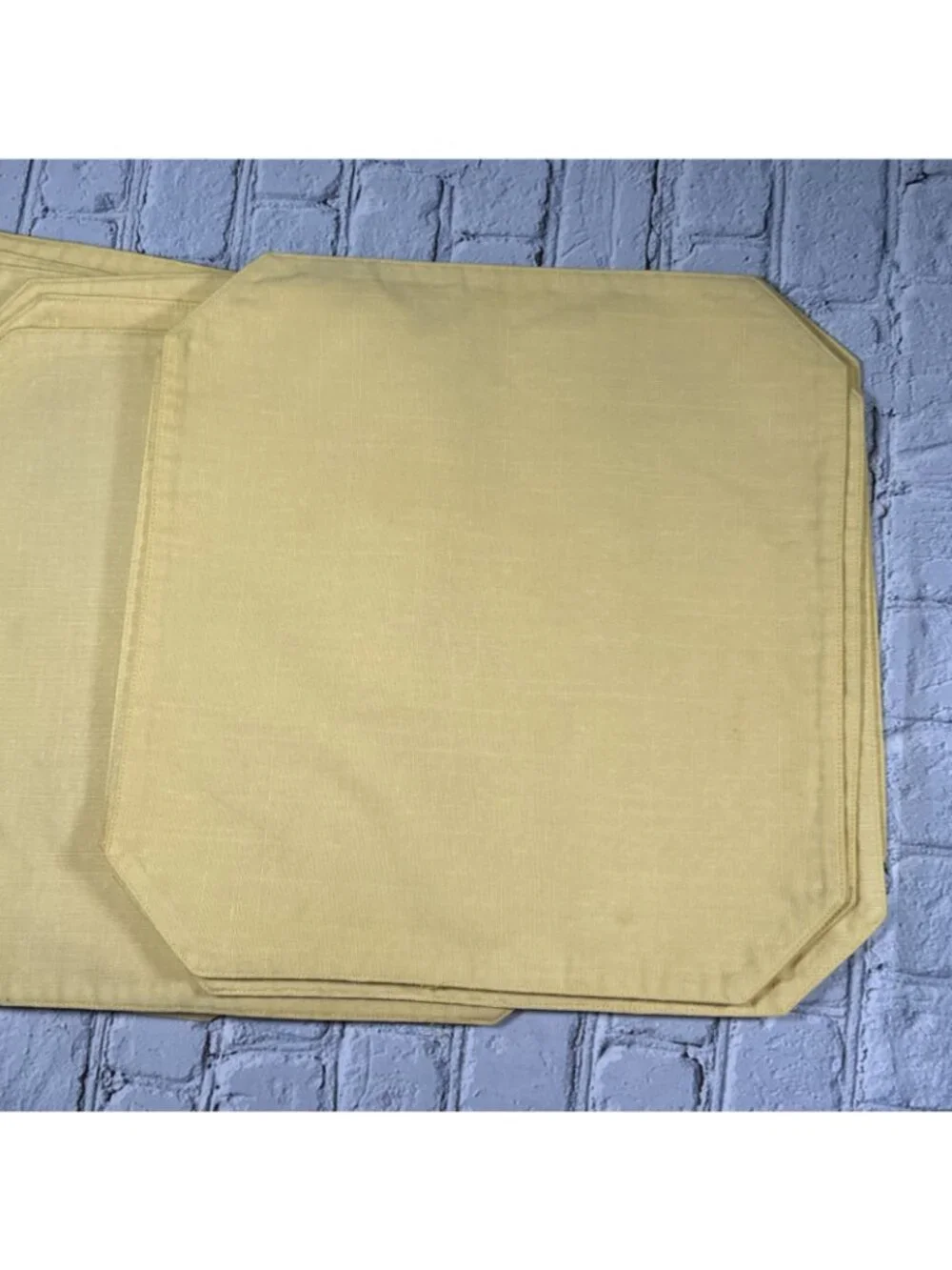 Set Of 12 Octagon Butter Yellow Placemats 12”x13”
